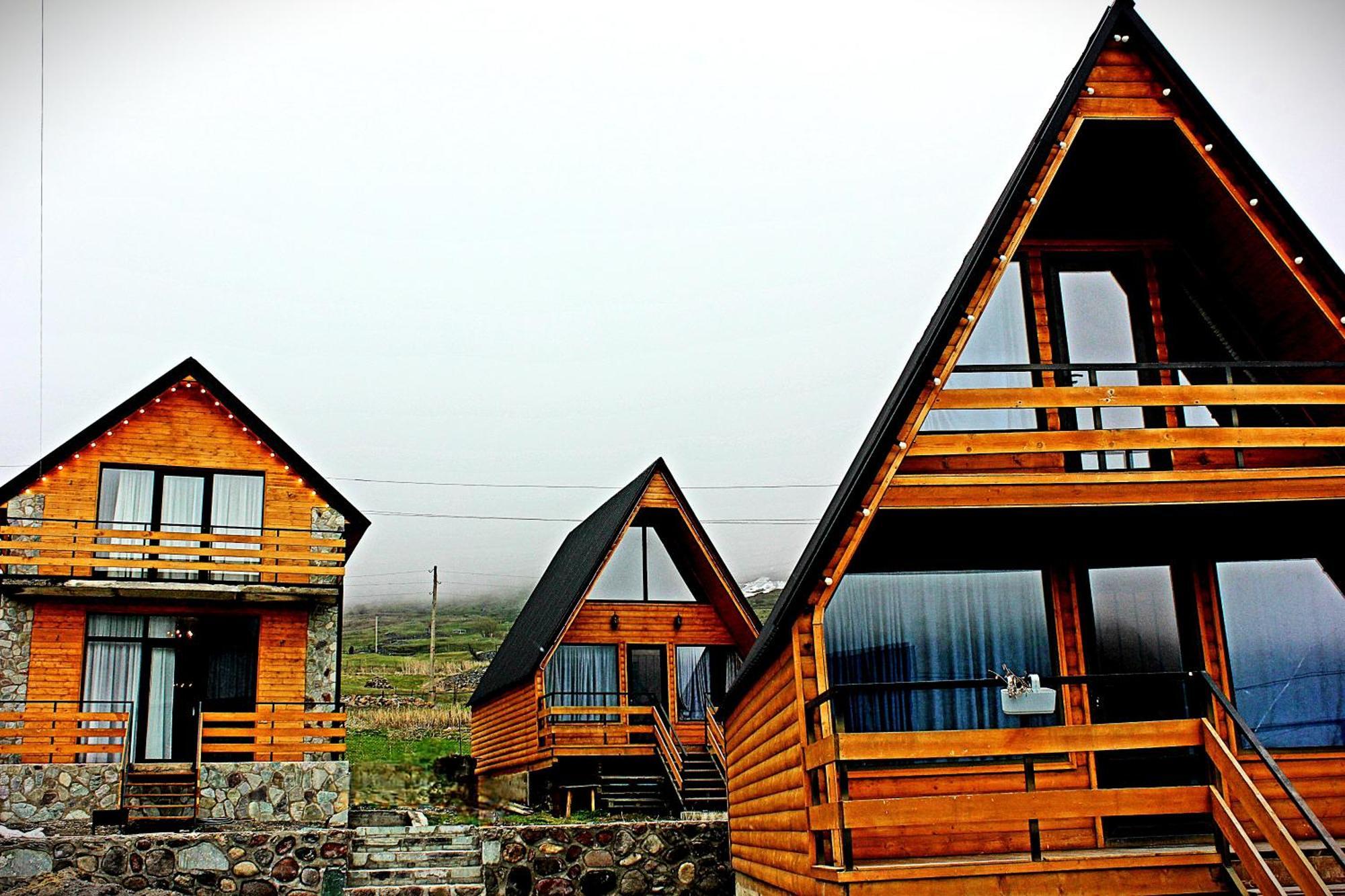Ferienwohnung Kazbegi Folk Exterior foto